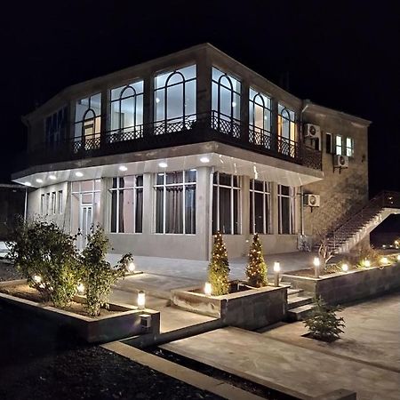 Yolyans Hotel Goris Exterior foto